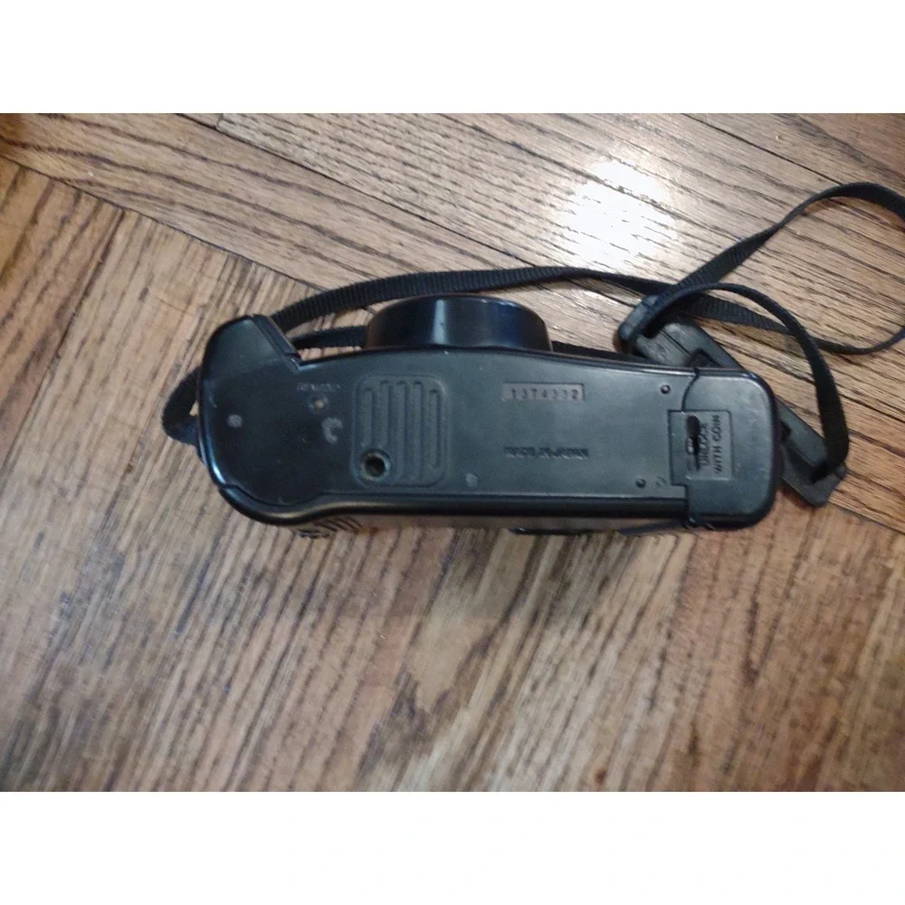Olympus Quick Shooter Zoom 35mm Film Camera 35-70mm Lens + Case Battery...